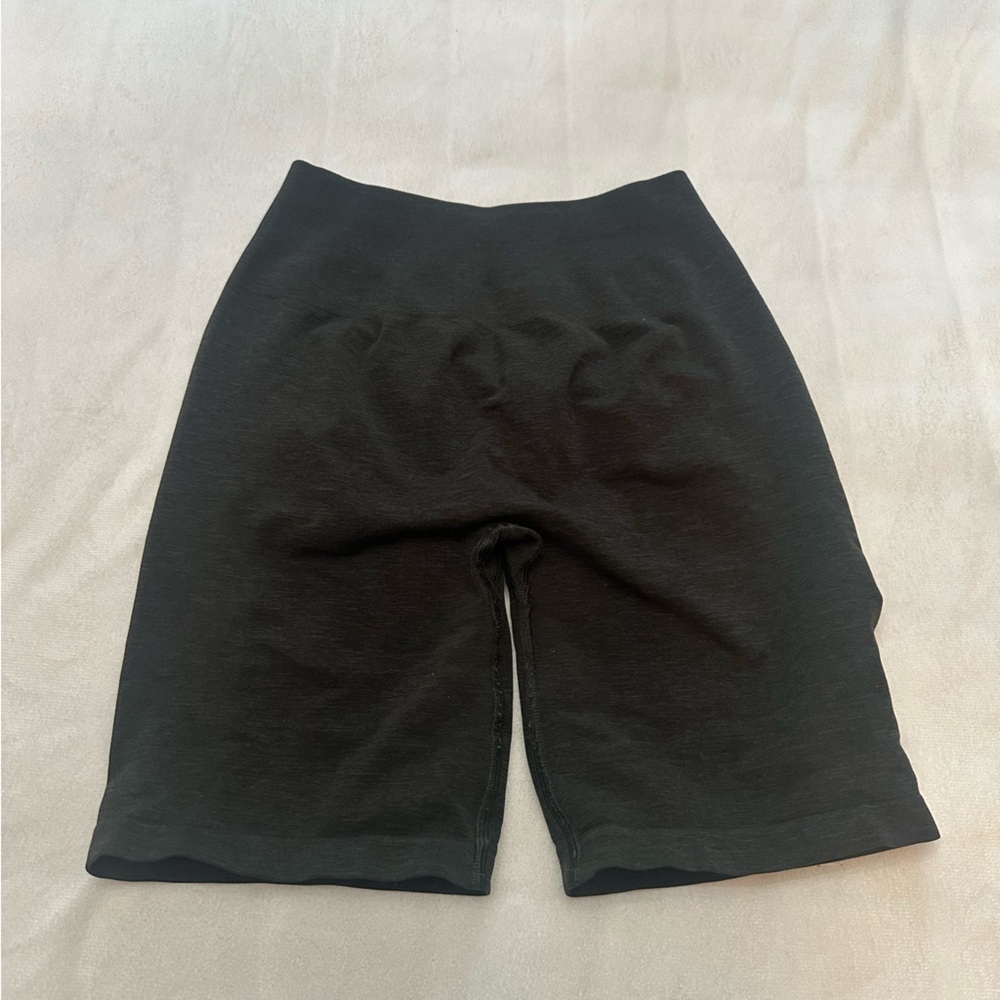 Alphalete Women’s Amplify Ultra-High Rise Bike Shorts Size XS 51745 - Picture 4 of 10
